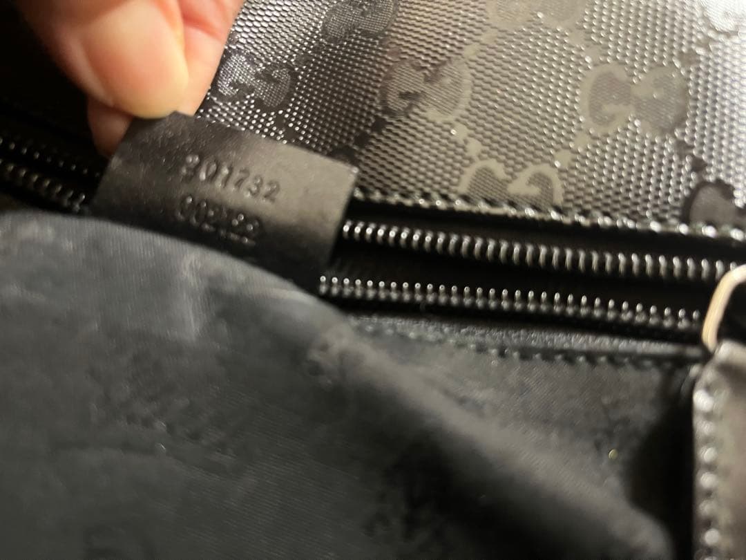 グッチ インプリメ メッセンジャーバッグ ショルダー GG柄 大容量 A4 黒