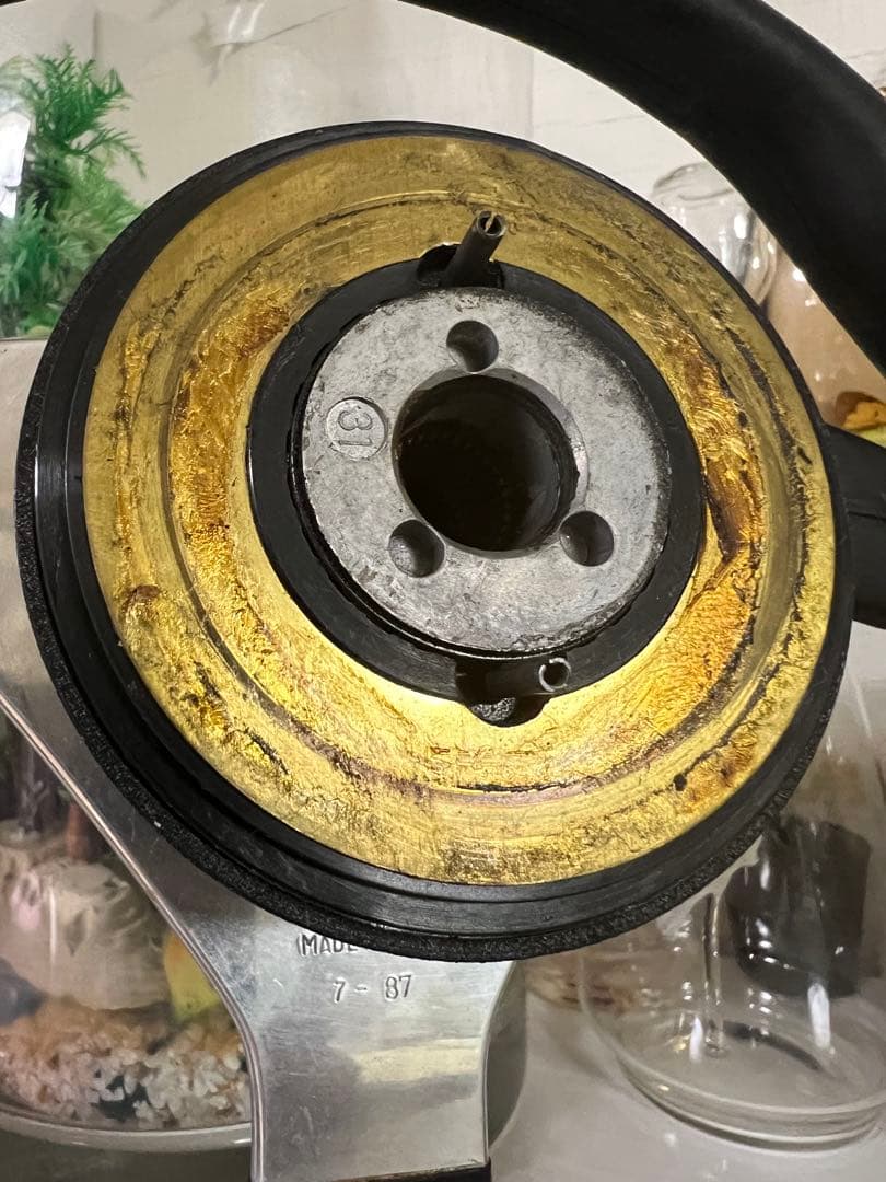 希少品！激安送料込‼️ フェラーリ ステアリング 跳ね馬マーク/イタリア製