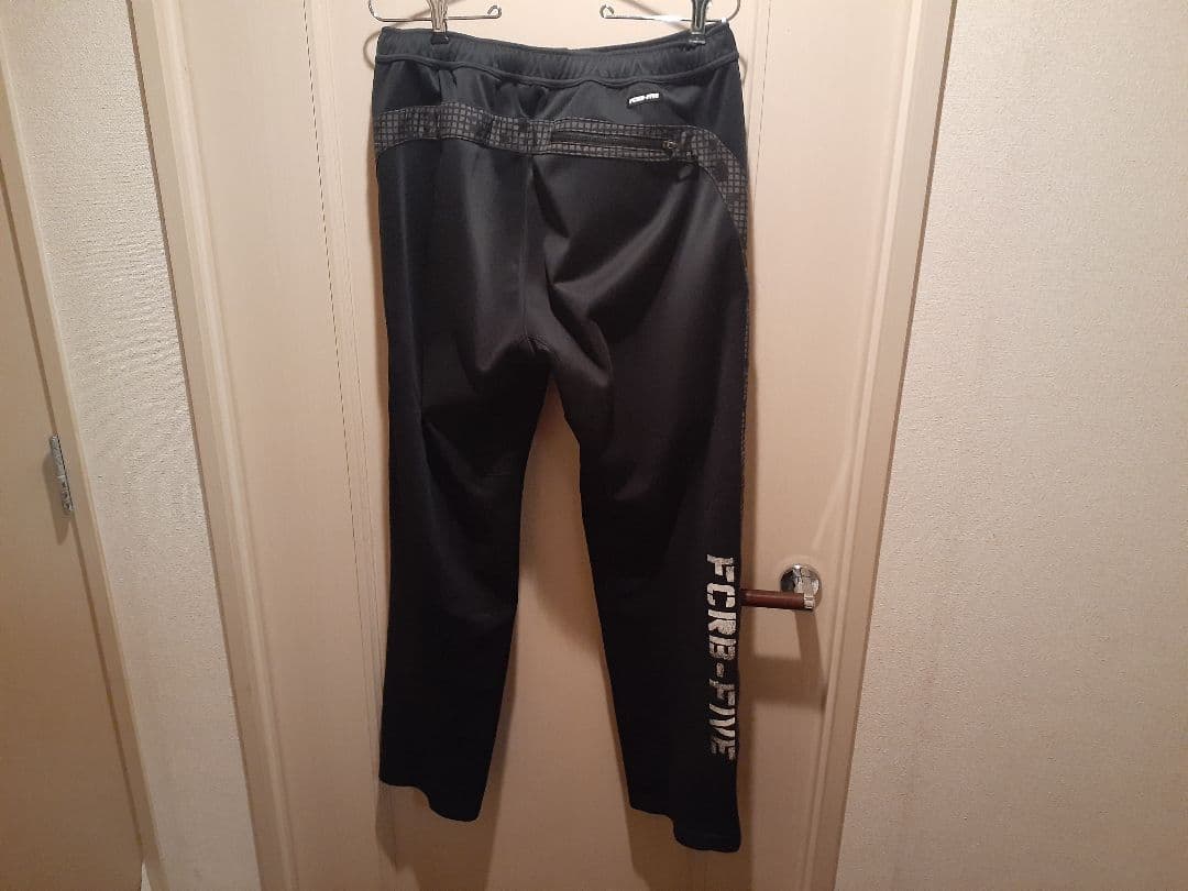 FCRB　ナイキ　BRISTOL　ブリストル　黒色　ジャージ　下パンツ　Mサイズ