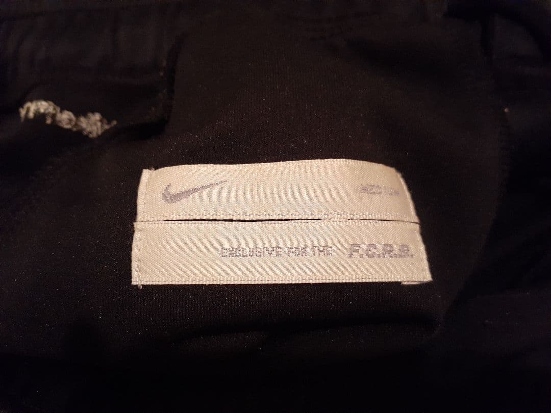 FCRB　ナイキ　BRISTOL　ブリストル　黒色　ジャージ　下パンツ　Mサイズ