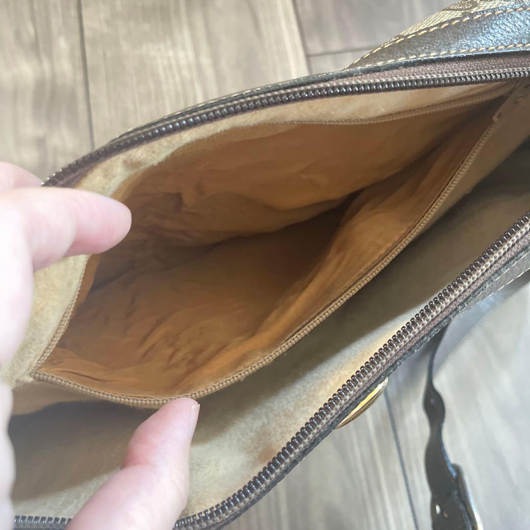 オールドグッチ　ショルダーバッグ　ハーフムーン