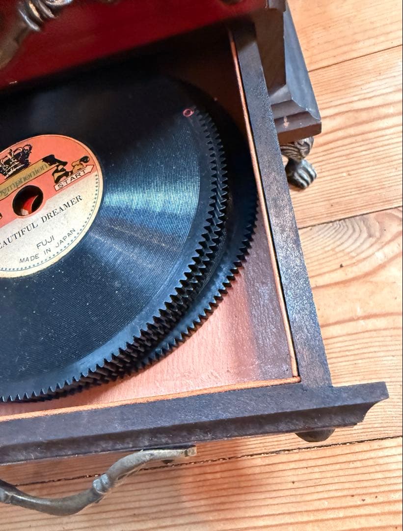 FUJI JAPAN オルゴール付き 3段ディスク付き アンティーク調