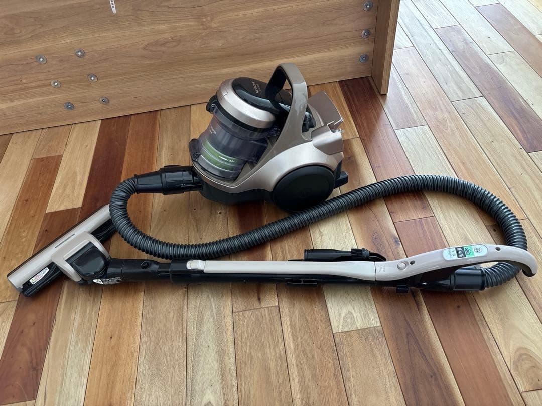 HITACHI サイクロン式掃除機 CV-SF300 シャンパンゴールド