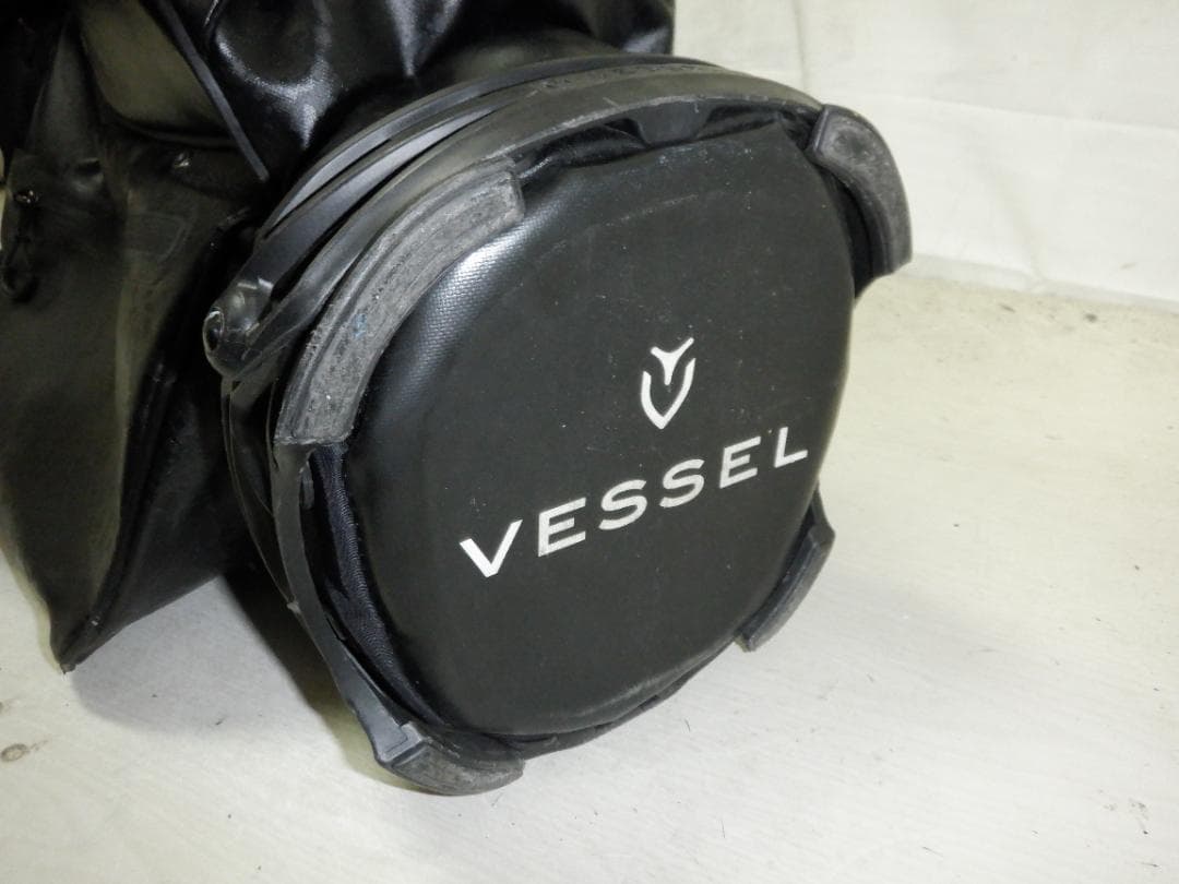 VESSEL★VLS★ベゼル★8.0型★軽量★美品★スタンド(BK×カモフラ)