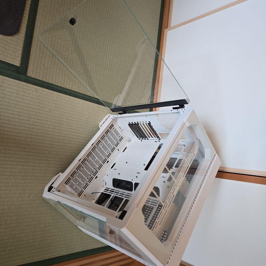 Thermaltake View 51 TF  PCケース