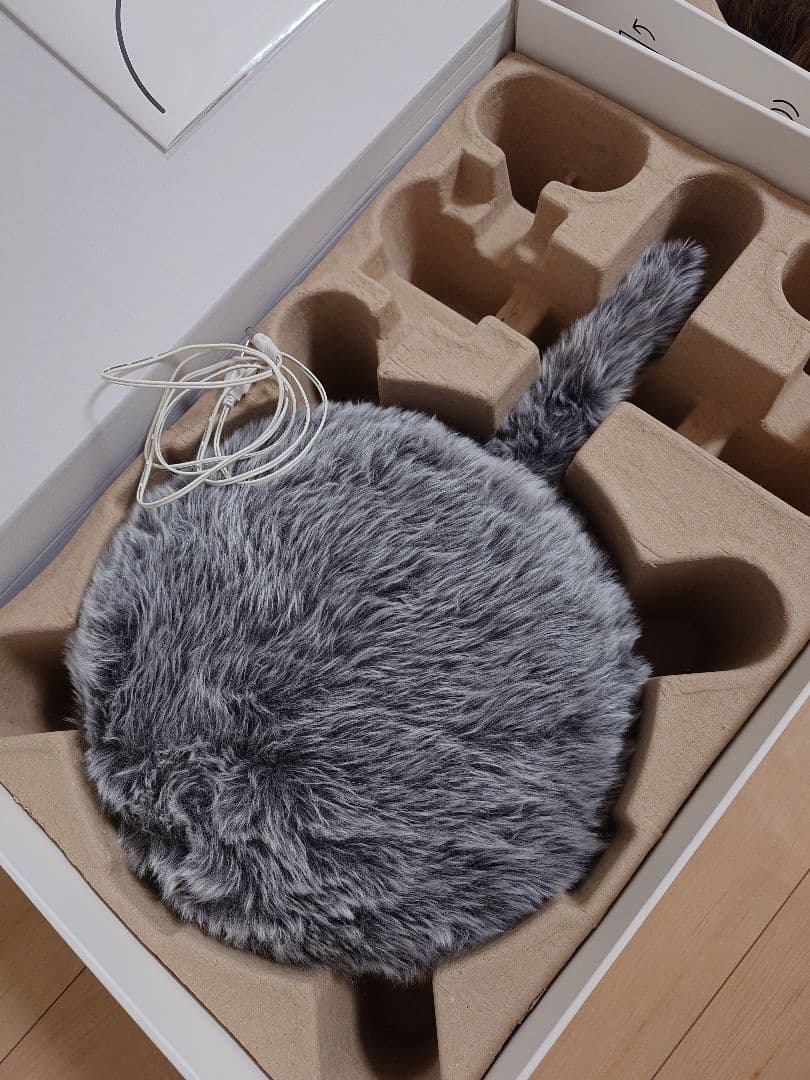 クーボ Qoobo ２頭セット ユカイ工学 ペットロボット しっぽクッション