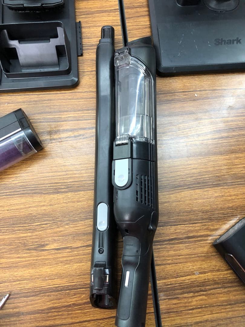 Sharp コードレスクリーナー CS601JBK 送料無料