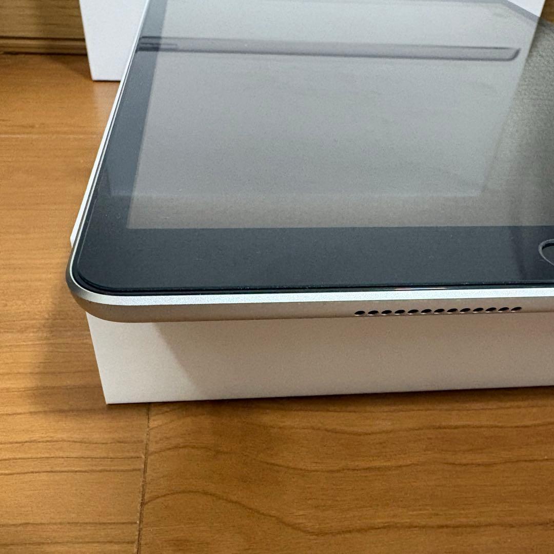 ⭐*~様 【美品】iPad （第9世代） Wi-Fi 64GB 本体