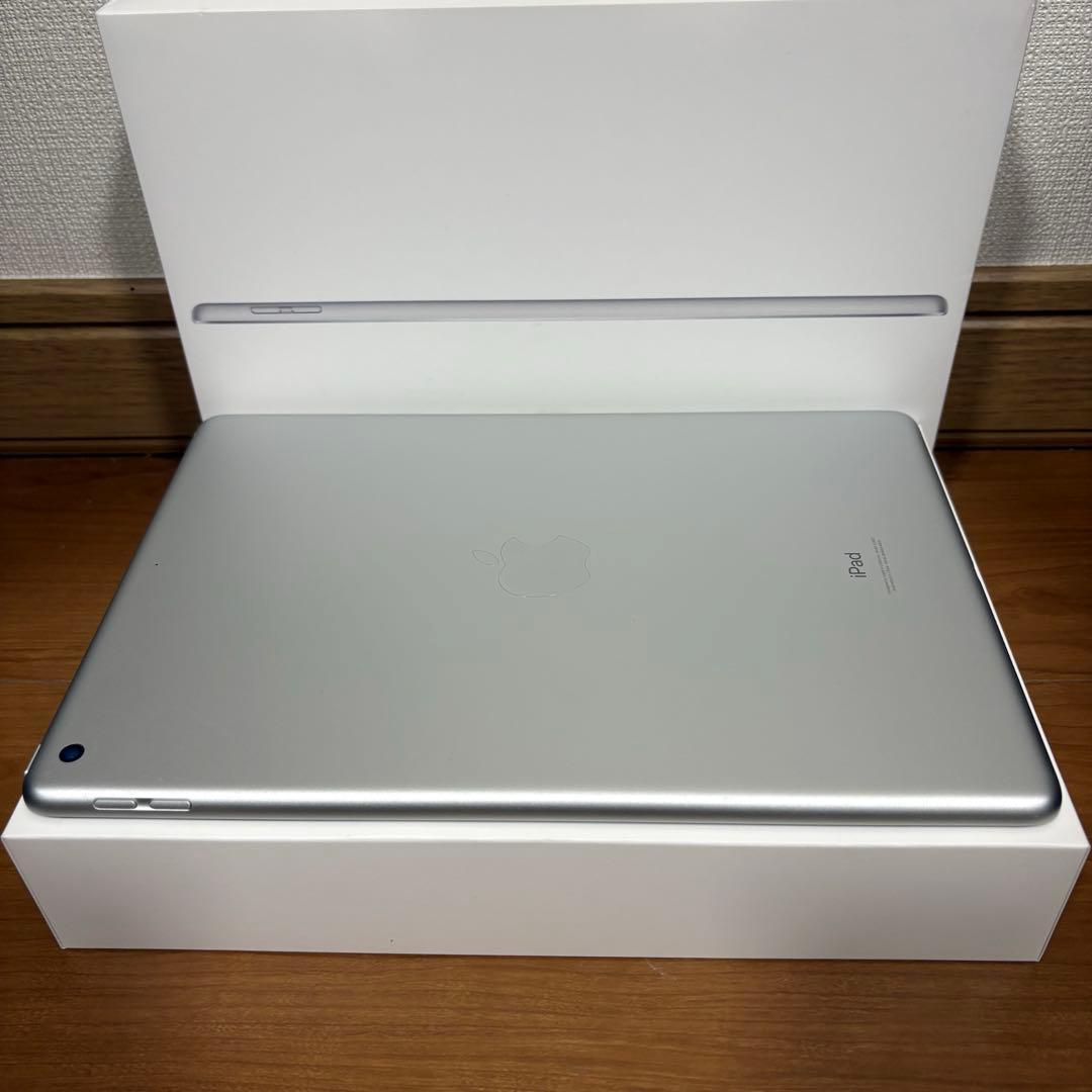 ⭐*~様 【美品】iPad （第9世代） Wi-Fi 64GB 本体
