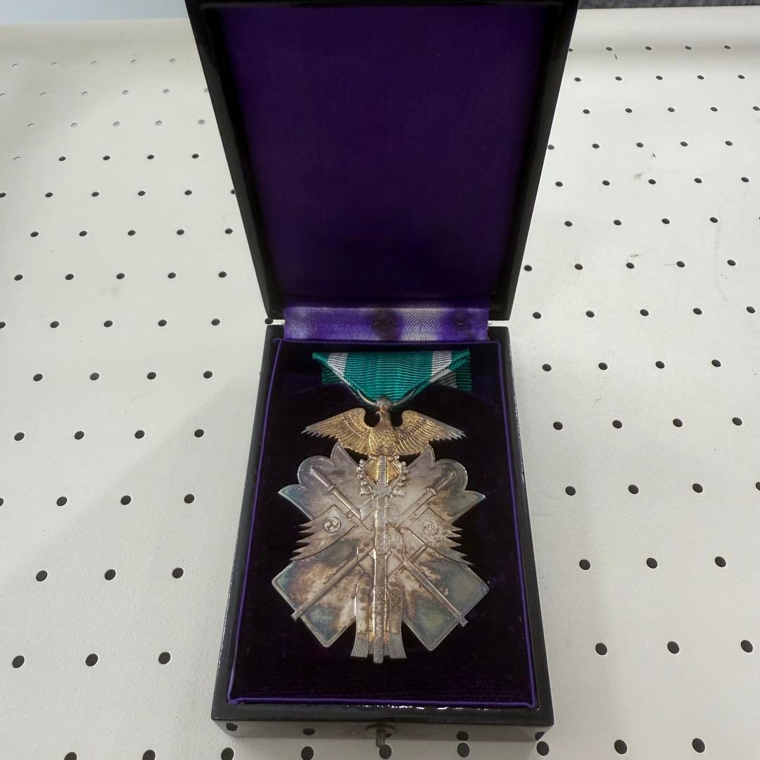 勲七級金鵄勲章勲章