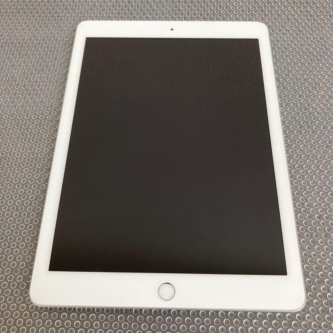 840 美品☆電池ほぼ新品☆iPad6第6世代 32GB WIFIモデル☆