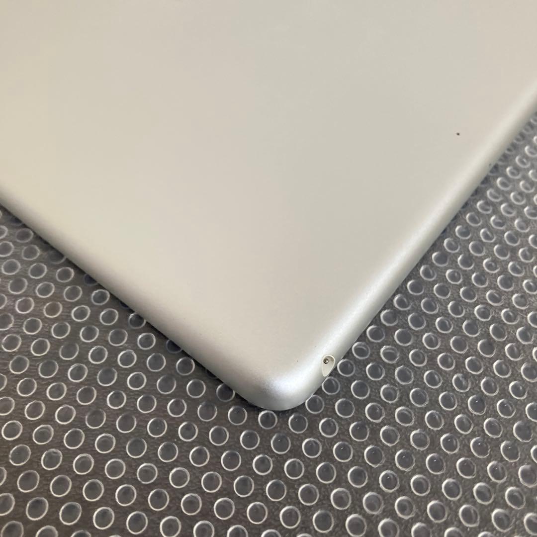 840 美品☆電池ほぼ新品☆iPad6第6世代 32GB WIFIモデル☆