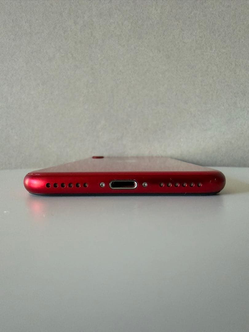 【中古・完動品】iPhoneSE2（第2世代） 128GB バッテリー96%