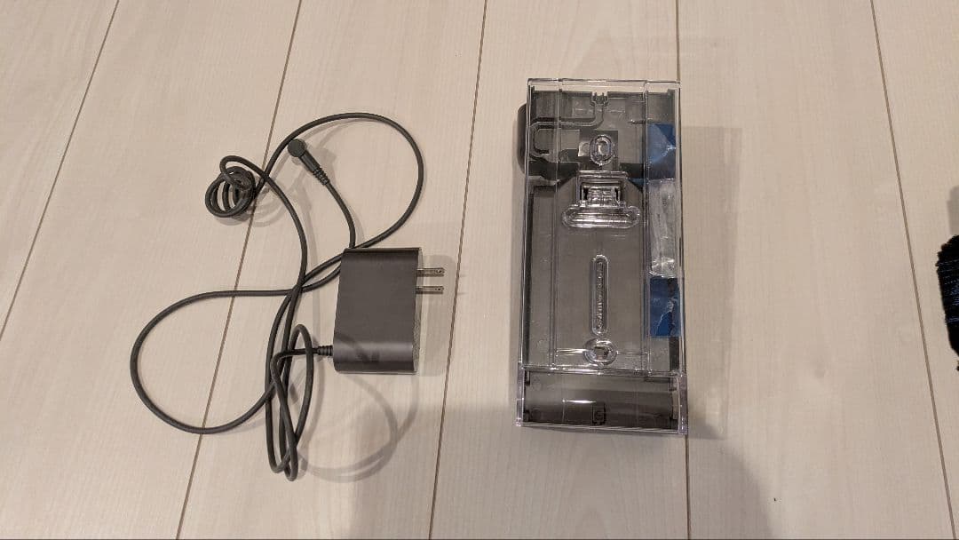 Dyson cyclone V10 fluffy アタッチメント多数 中古品
