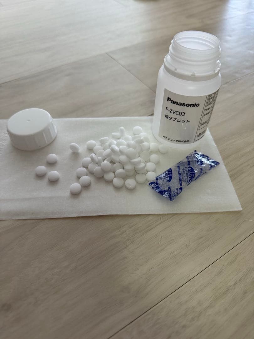 Panasonic　ジアイーノ　空間除菌脱臭機　F-MV3000　2019年製