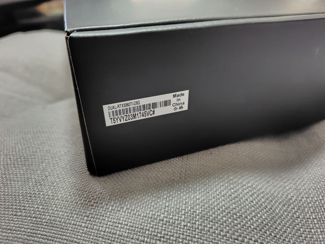 グラフィックボード・グラボ・ビデオカード ASUS GeForce RTX 5060 Ti 8GB OC