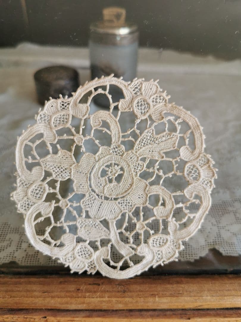 アンティーク ブラーノレース ポワンドヴェニス ローズ ニードルワークドイリー