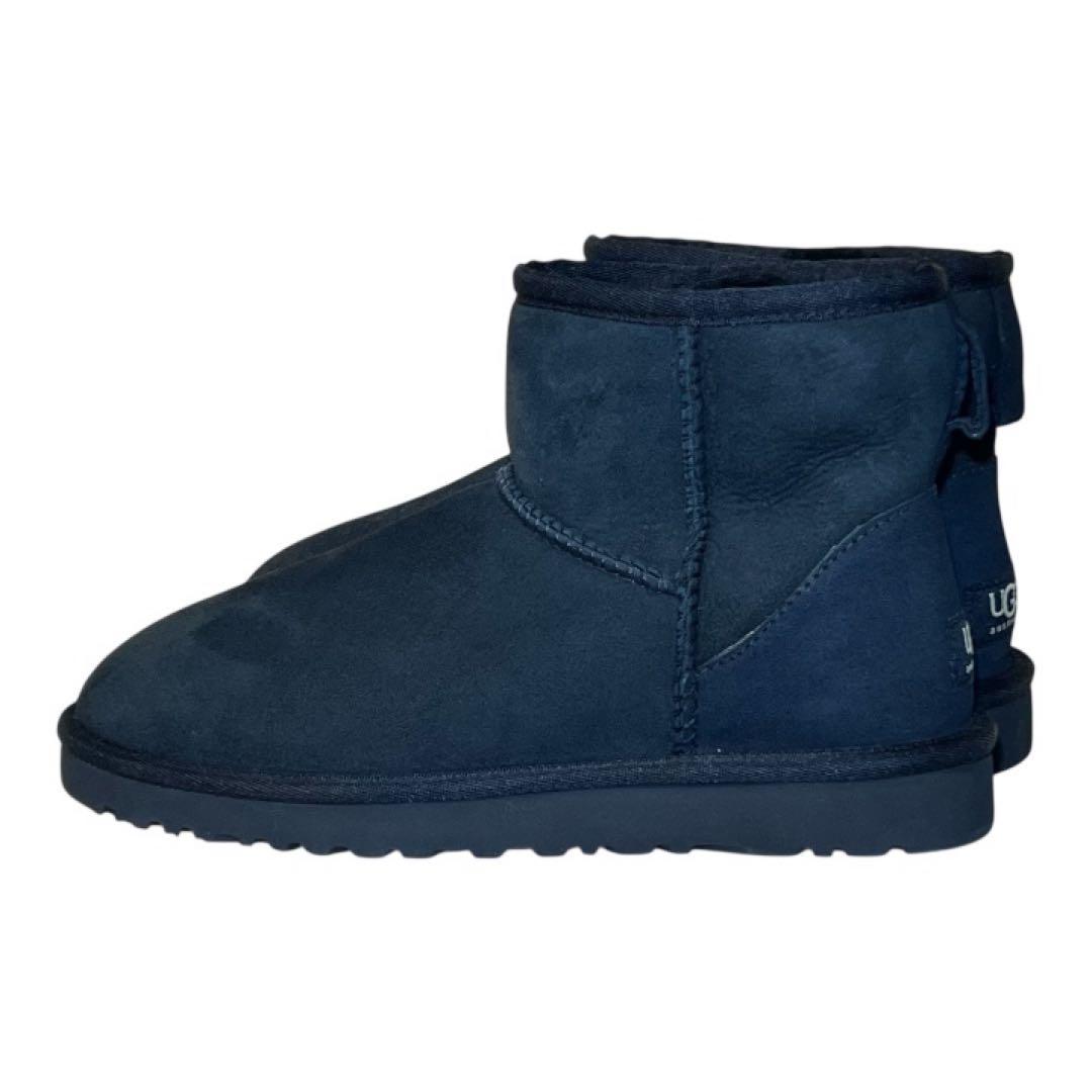 【新品未使用】UGG ムートンブーツ ブラック　23cm