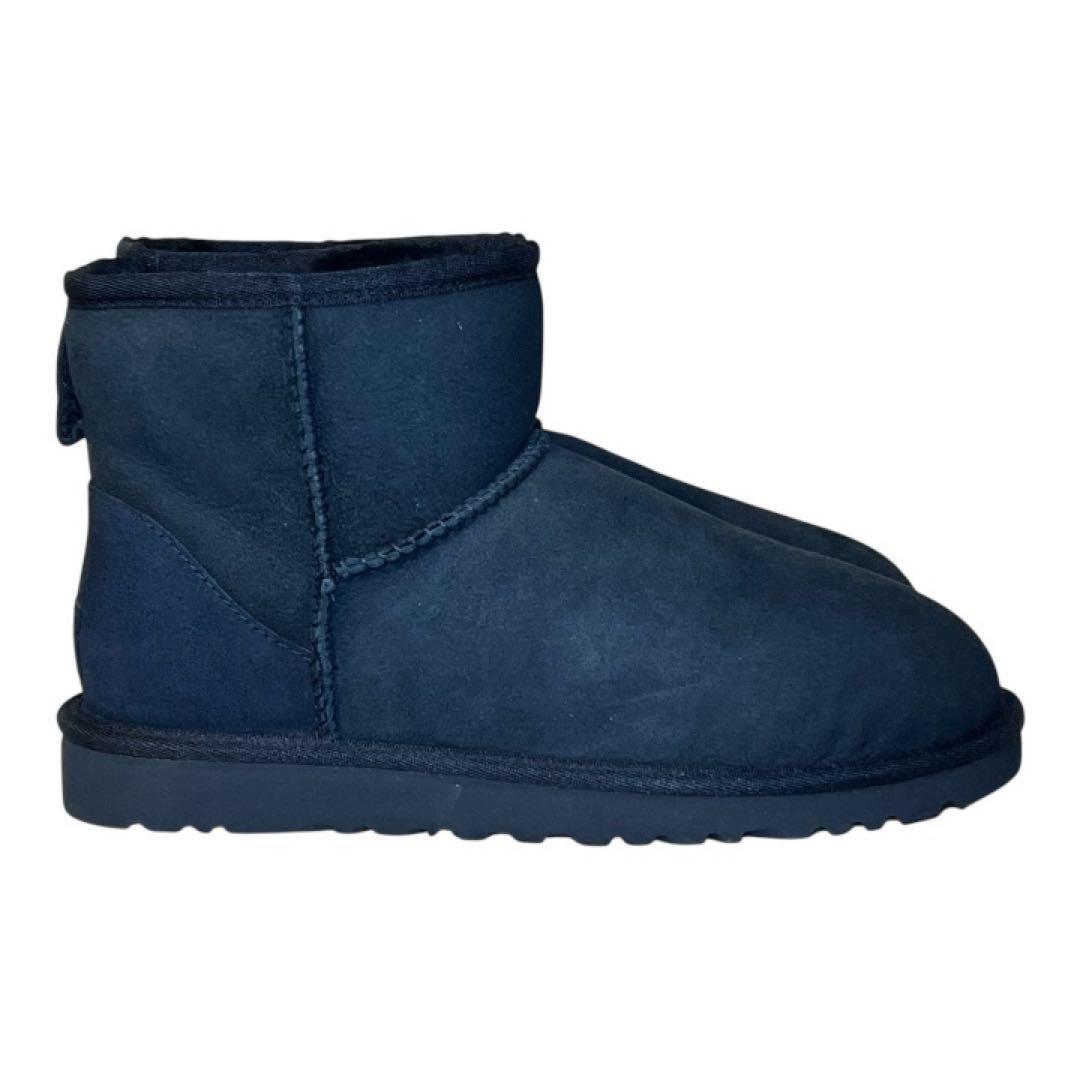 【新品未使用】UGG ムートンブーツ ブラック　23cm