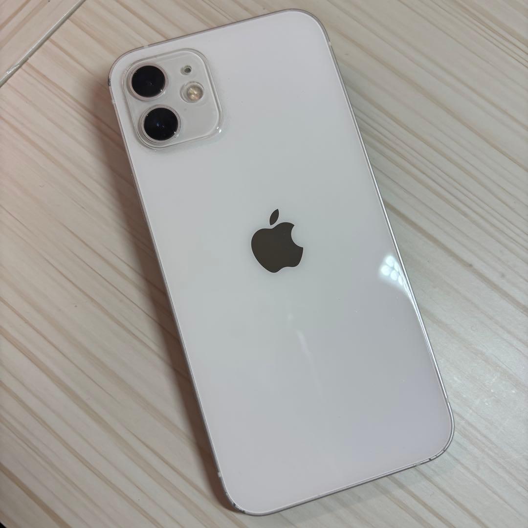 さか iPhone12 ホワイト　64GB 本体 iFaceケース付き