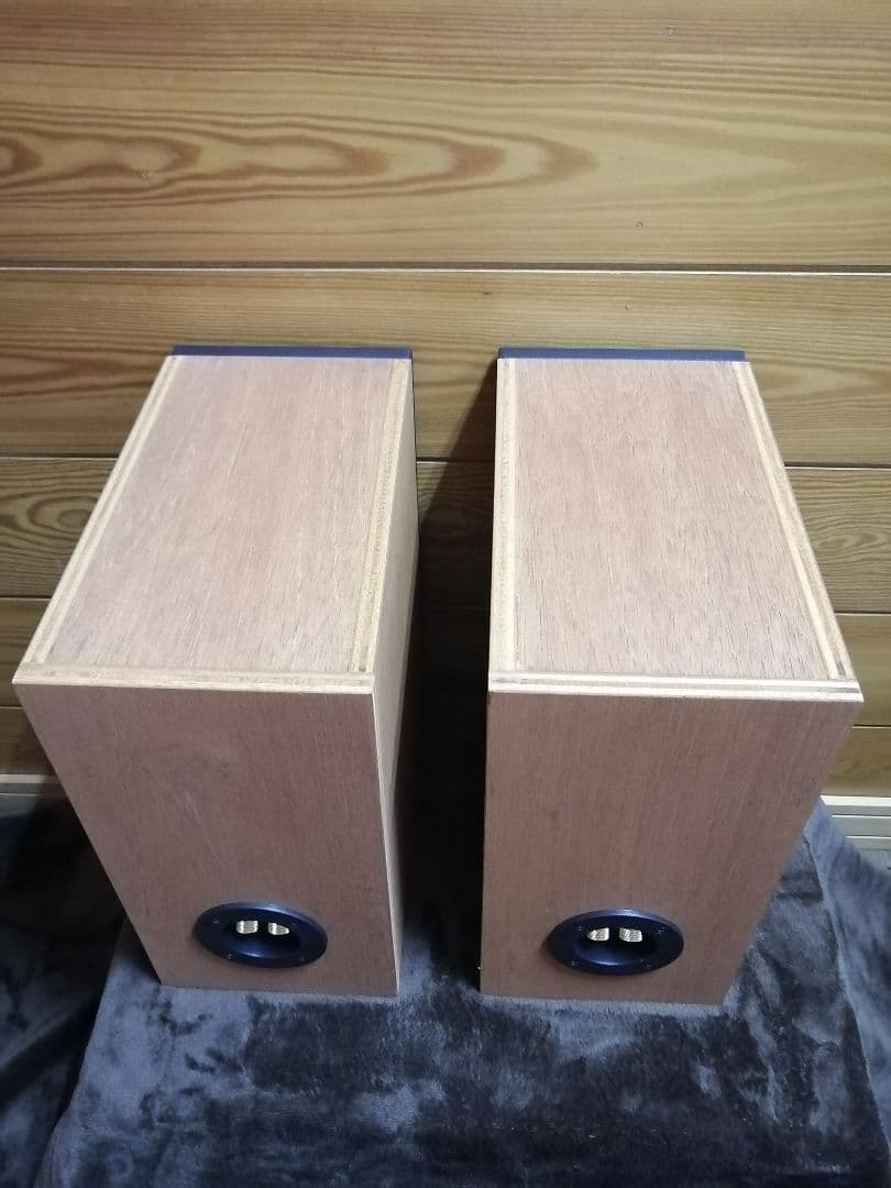自作10cmスピーカー用エンクロージャー4段バスレフ型ペア