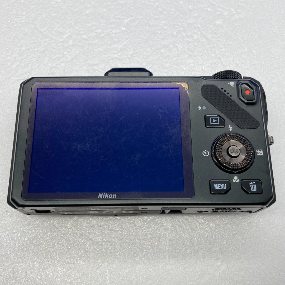 Nikon COOLPIX S9300　①