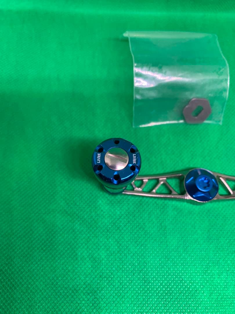 LIVRE FLAT 85 シマノ 左巻き ベイトリール ハンドル