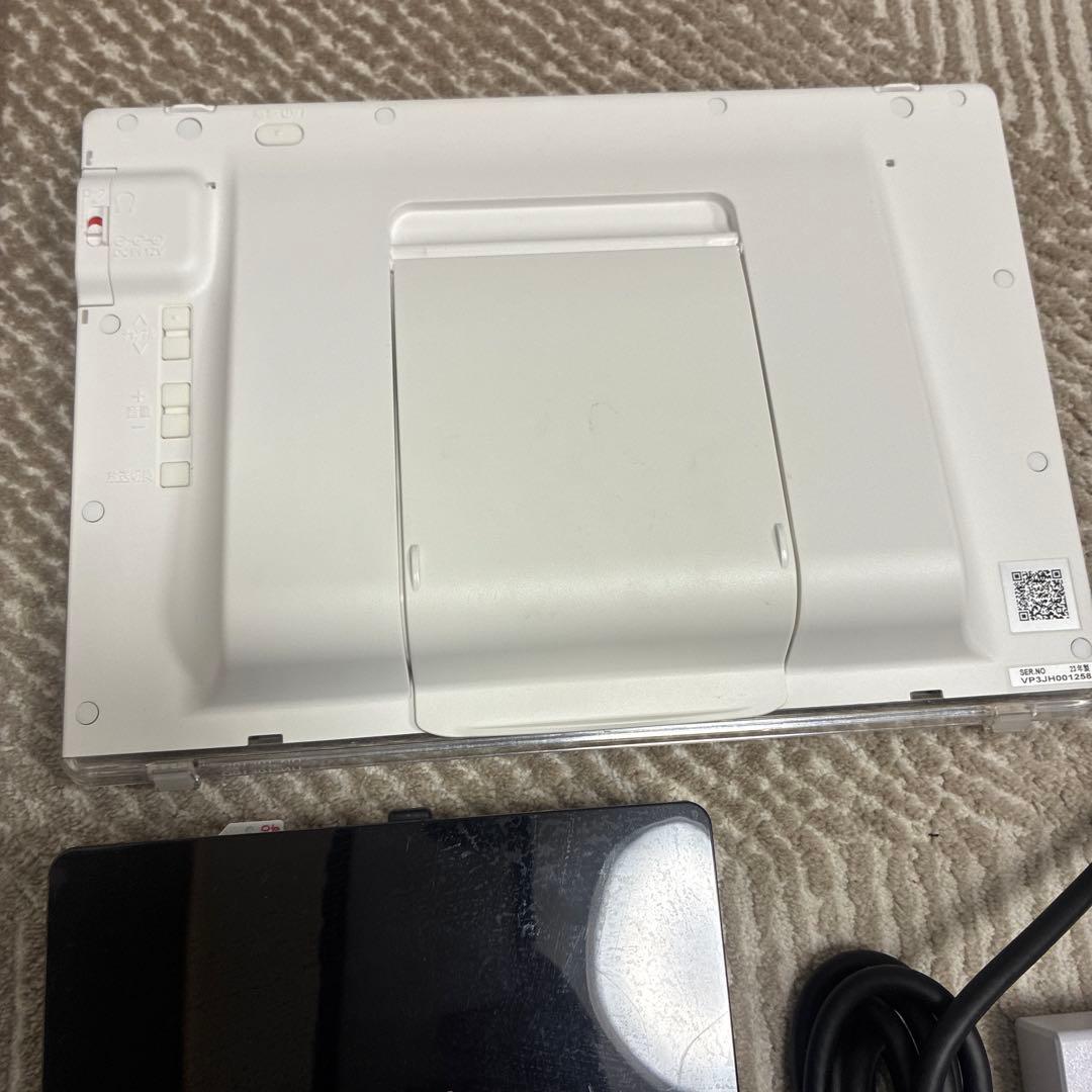 Panasonic ポータブルテレビ UN-10E10-W 23年製