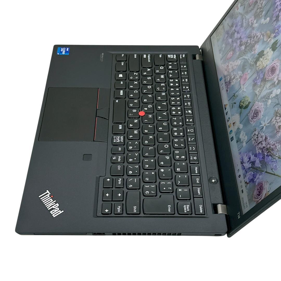 【極美品】Lenovo Core i7搭載 16GB ノートパソコン 785