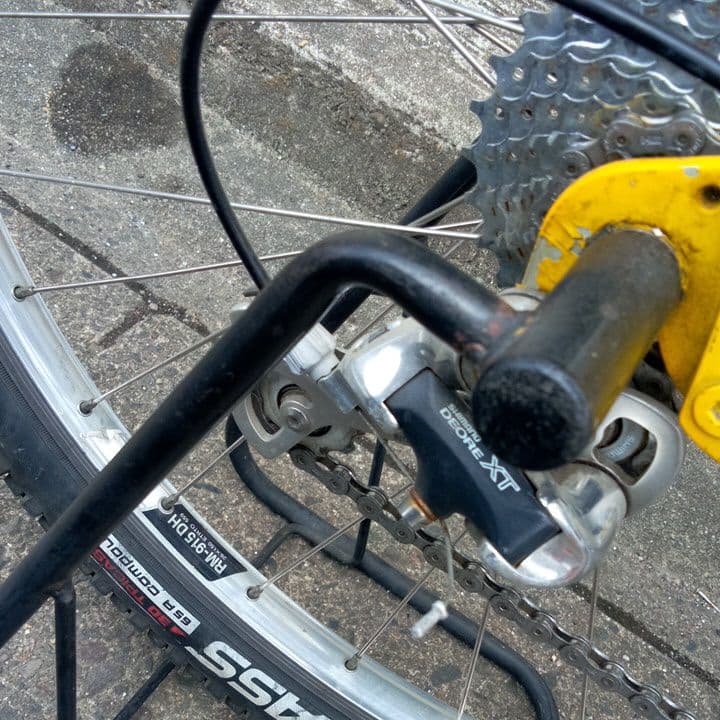 ジャイアントのカーボンフレームマウンテンバイク です。