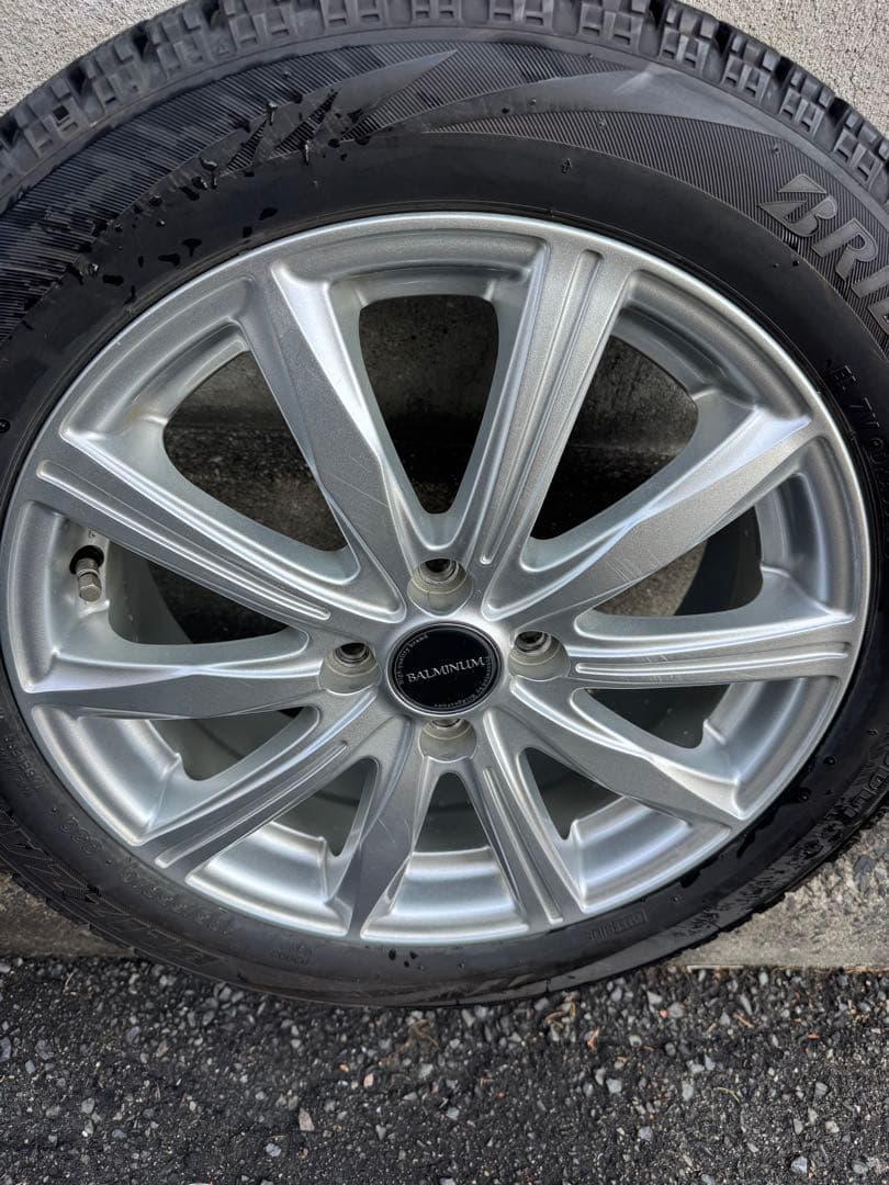 コンパクトカー‼️ブリヂストン‼️16インチ‼️スタッドレスタイヤ‼️2020年製バリ山