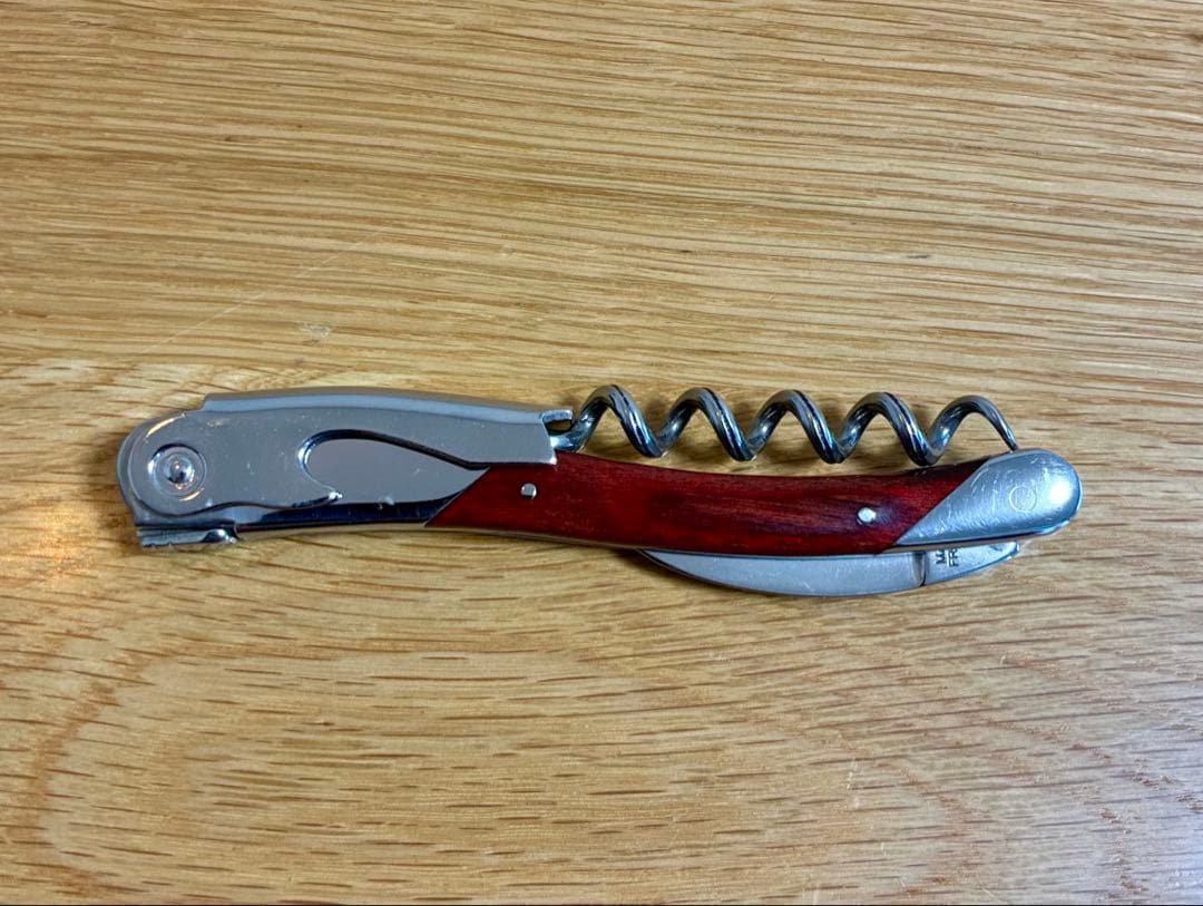 シャトーラギオール　ソムリエナイフ