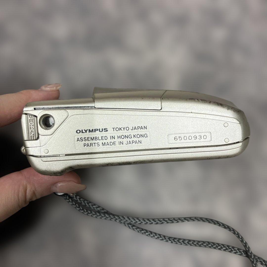 OLYMPUS μ II フィルムカメラ シルバー　オリンパス　ミュー　mju