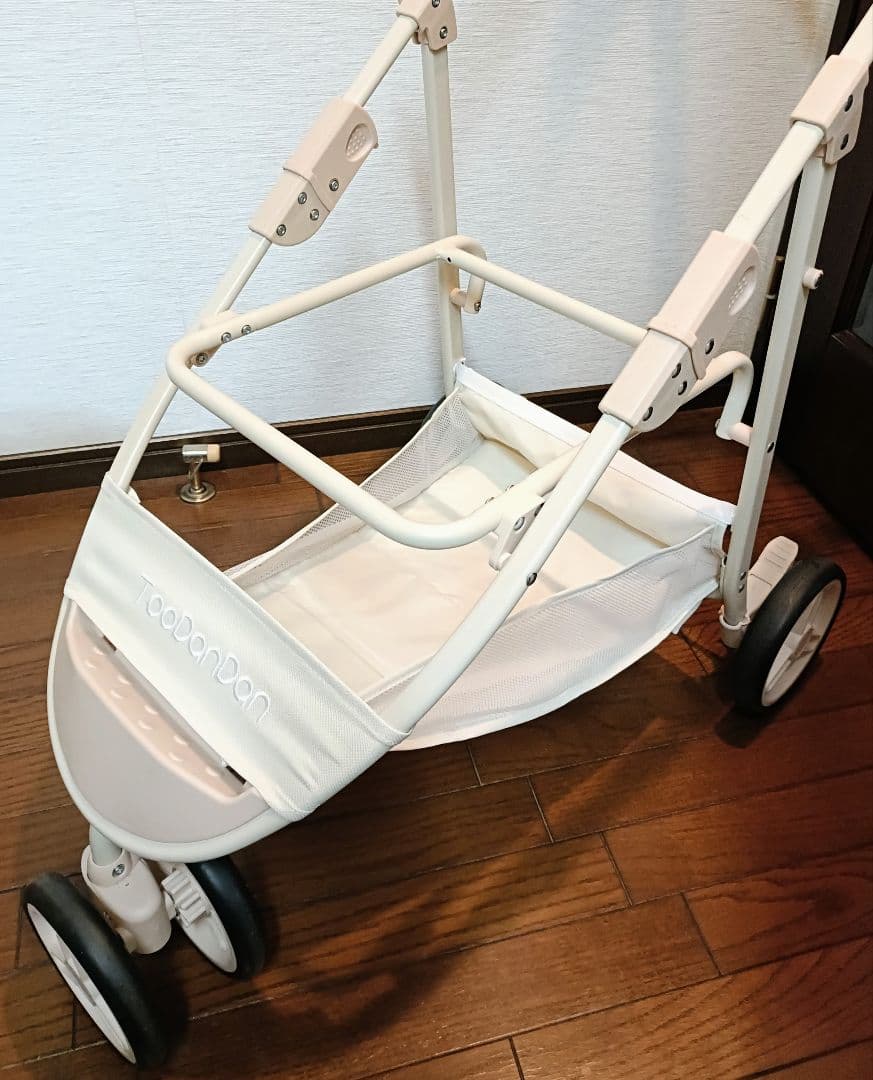 ✱美品✱ ペットカート クリーミーホワイト 分離型 軽量 折りたたみ 3輪