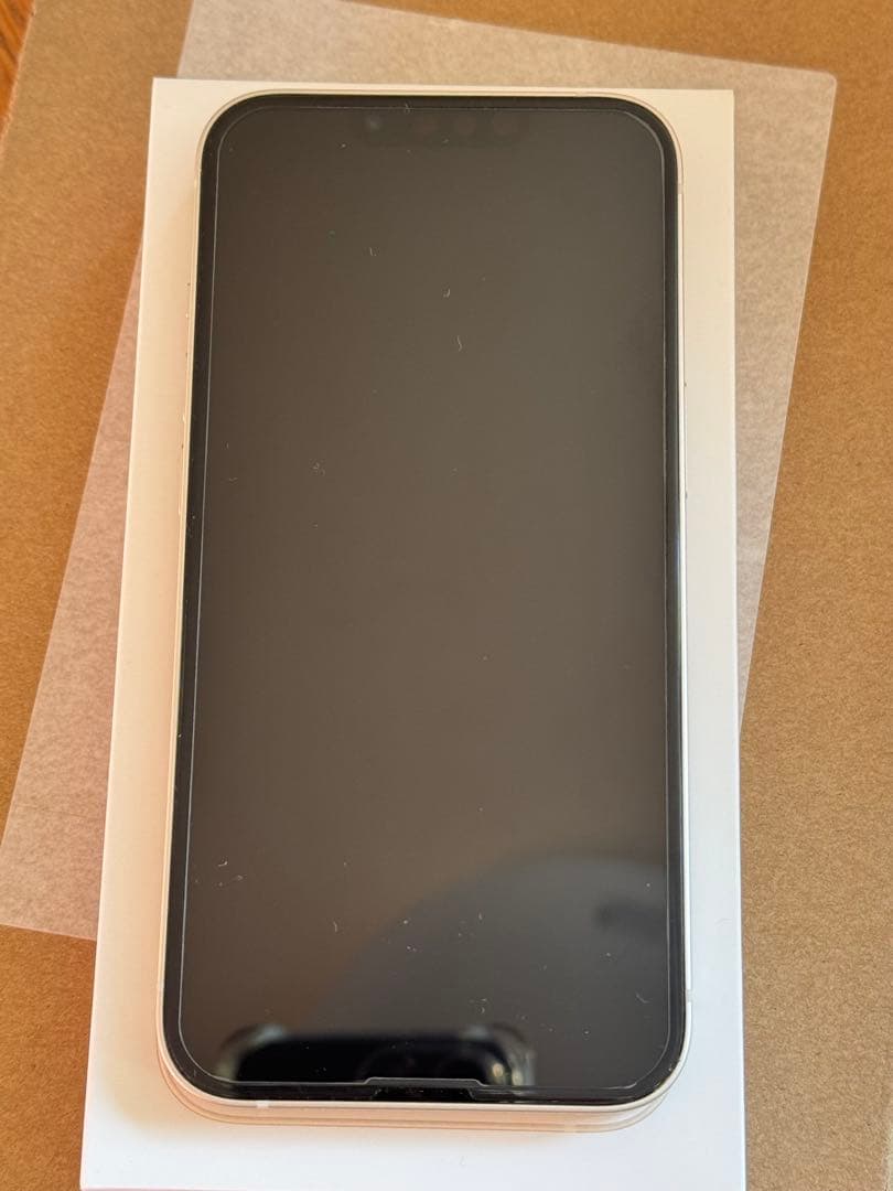 iPhone 13 256GB SIMフリー バッテリー100%