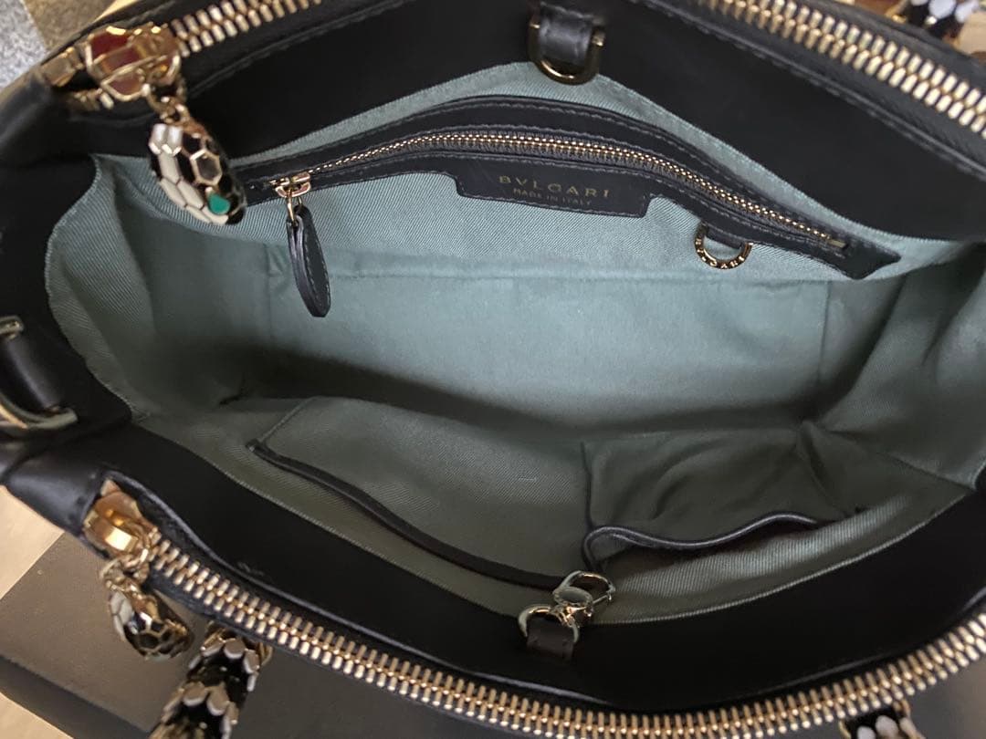 T*i様 【超美品】保証書付　ブルガリ セルペンティス　スカリエ　ショルダーバッ