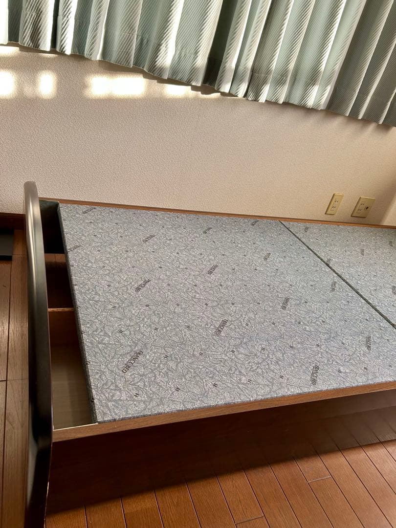 フランスベッド　木製シングルベッド フレーム　一台