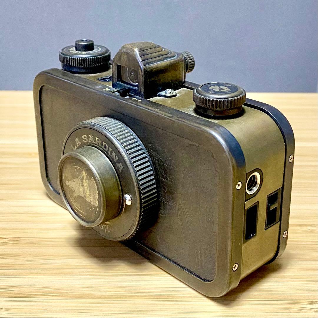 【希少】La Sardina Camera and Flash Coyote
