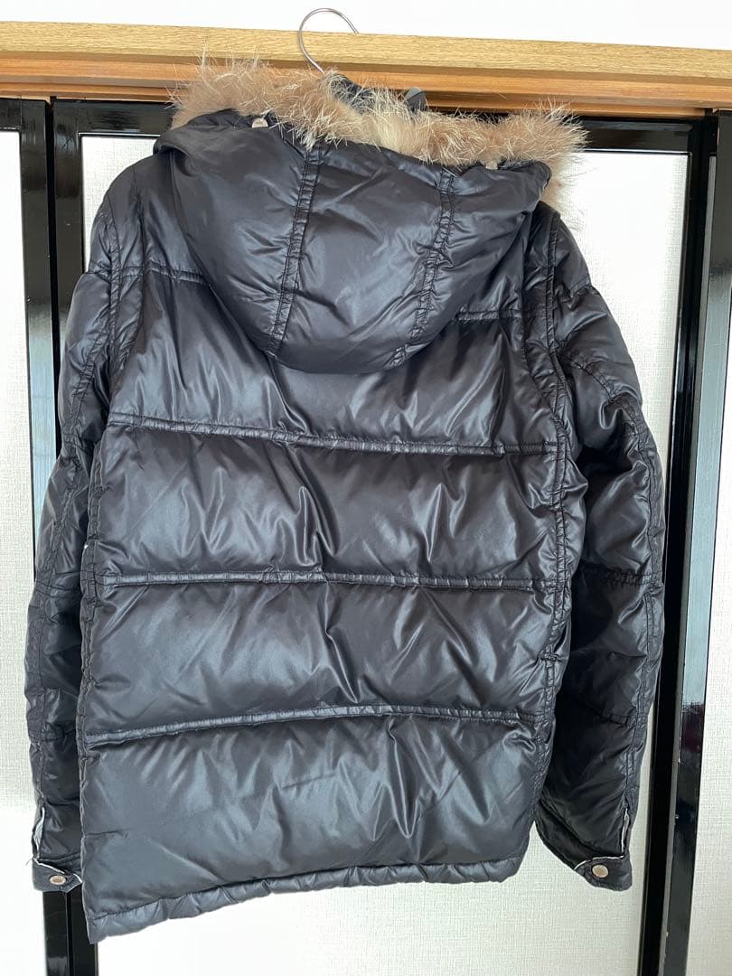 し*こ様 BURBERRY BLACK LEBEL ダウンジャケット　Ｍサイズ