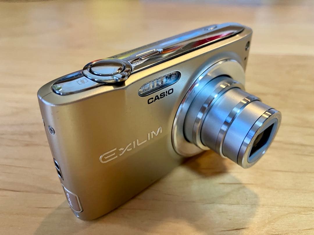 CASIO EXILIM EX-Z400 デジカメ