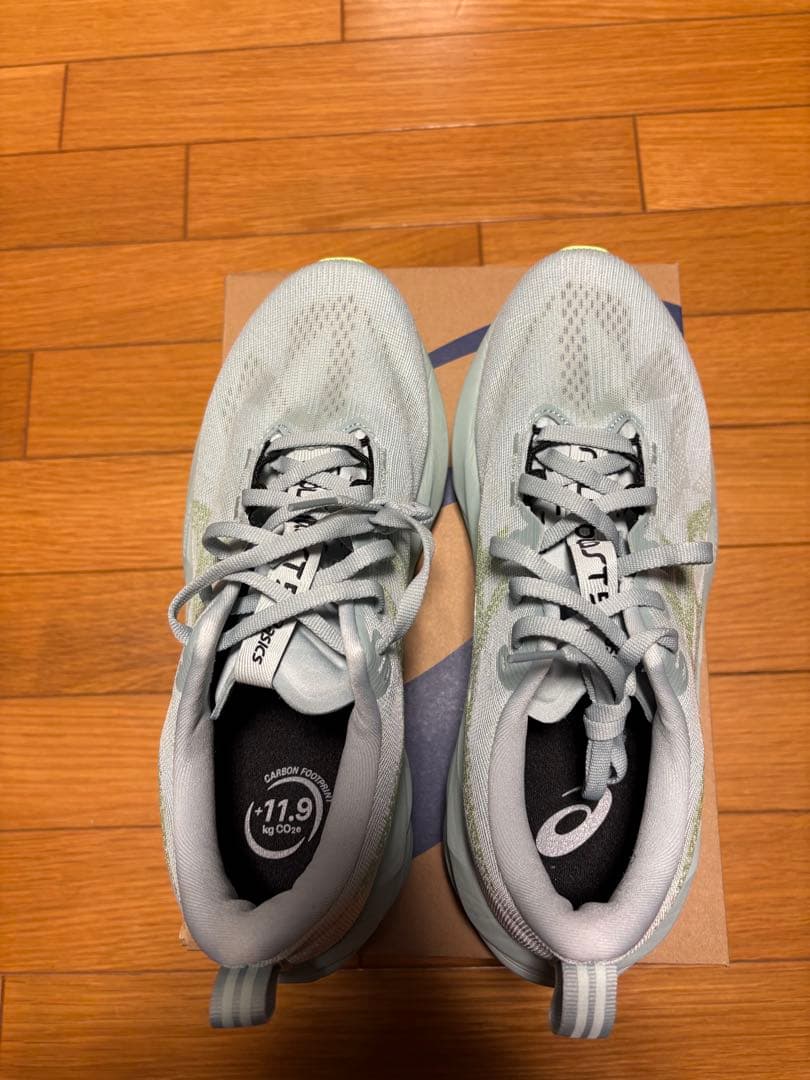 アシックスNOVABLAST 5