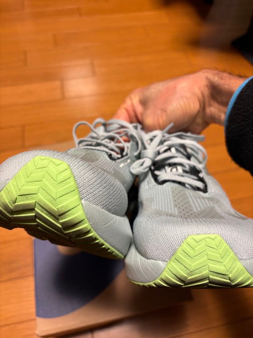 アシックスNOVABLAST 5