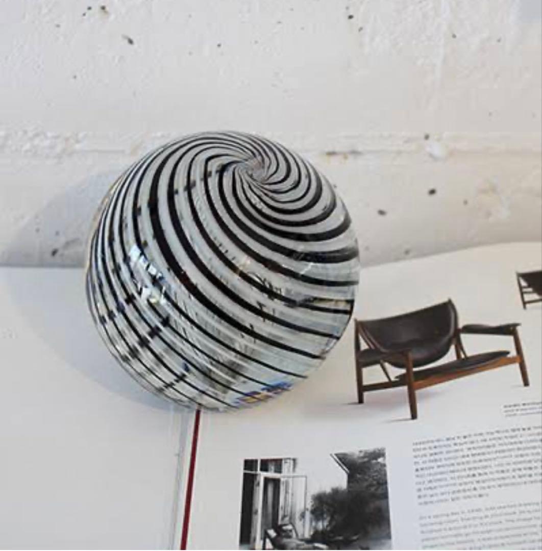 HAY ガラス製ペーパーウェイト