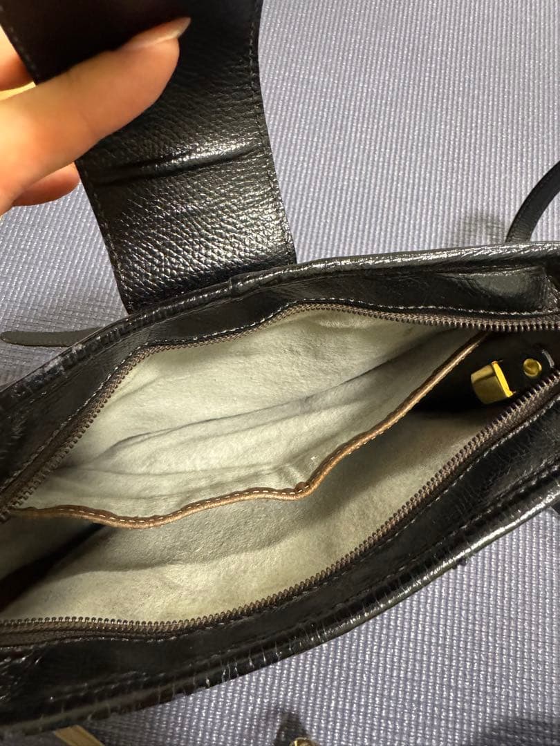 LOEWEショルダーバッグ