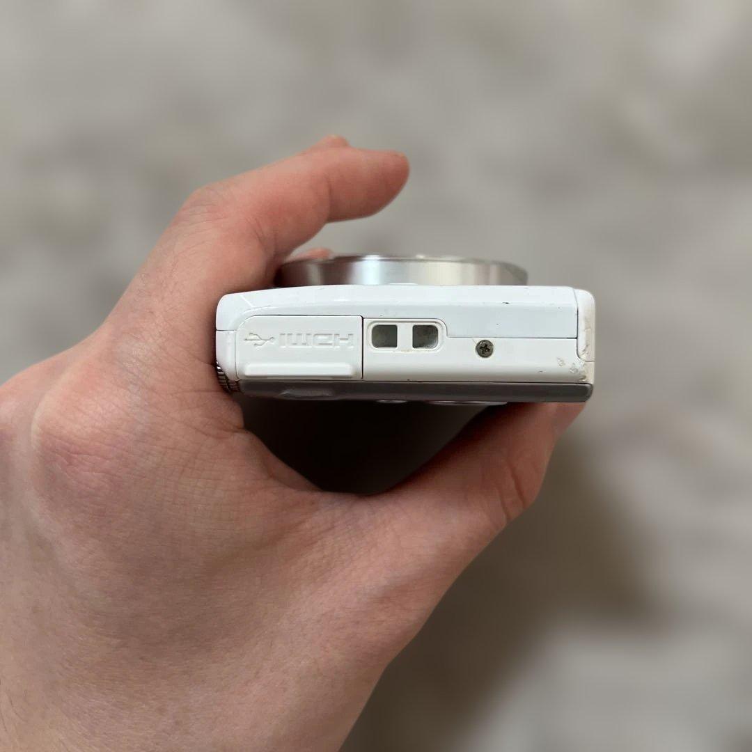 Nikon COOLPIX S7000 ホワイト ジャンク