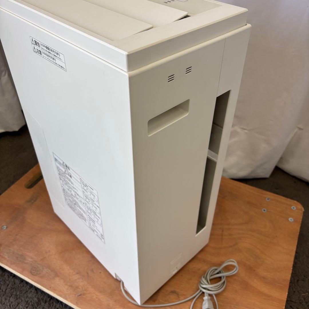 77　加湿空気清浄機　パナソニック　31畳対応　花粉　PM2.5　送料無料
