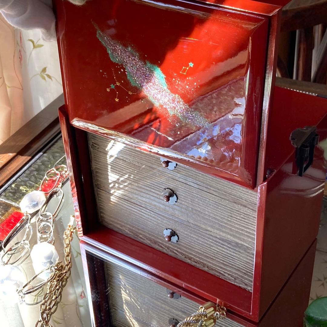 2243様感謝‼️ラス一点JAPAN輪島塗愛蔵品螺鈿蒔絵「銀河-紅」宝石箱