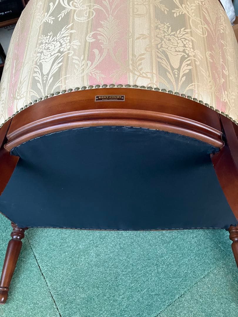 アンティーク　肘掛け　椅子1人掛け　英国風　家具の老舗マルニ　木工製