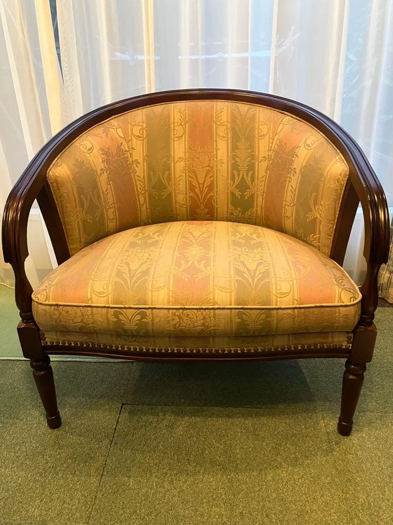 アンティーク　肘掛け　椅子1人掛け　英国風　家具の老舗マルニ　木工製