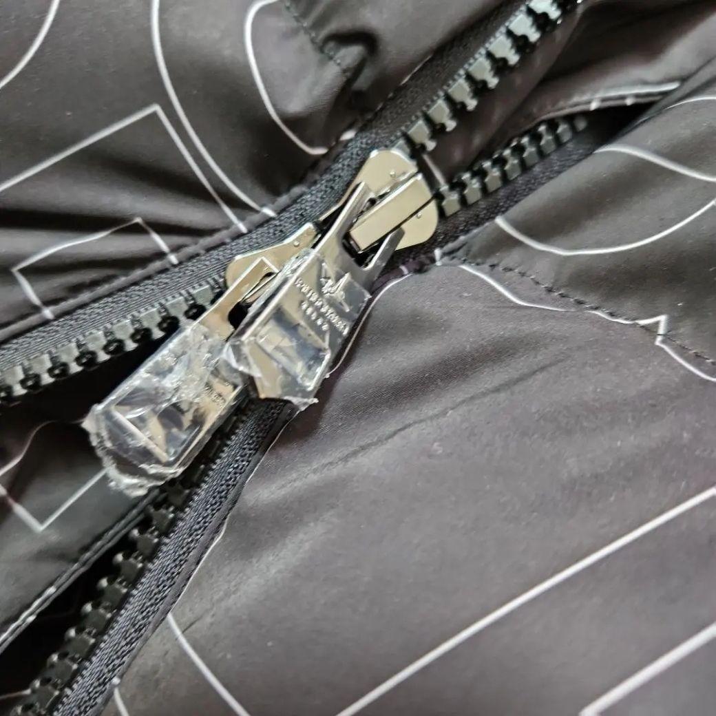 IS★４BAN！ ！未使用美品1PIU1UGUALE3 RELAX☆L黒